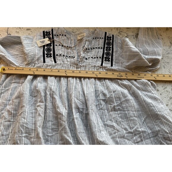 World Market Top Size S/M Black White Long Sleeve Striped Babydoll Peasant NWT - Picture 7 of 8